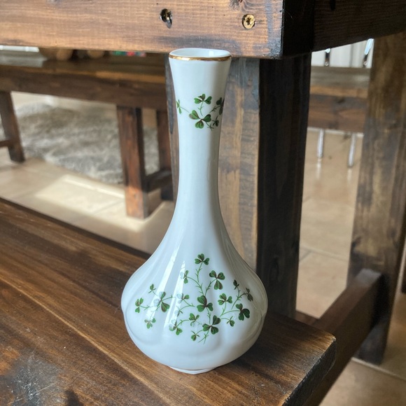 Sheltonian China Other - Sheltonian English Bone China Shamrock Bud Vase w/ Gold Trim VTG 1960s EUC!